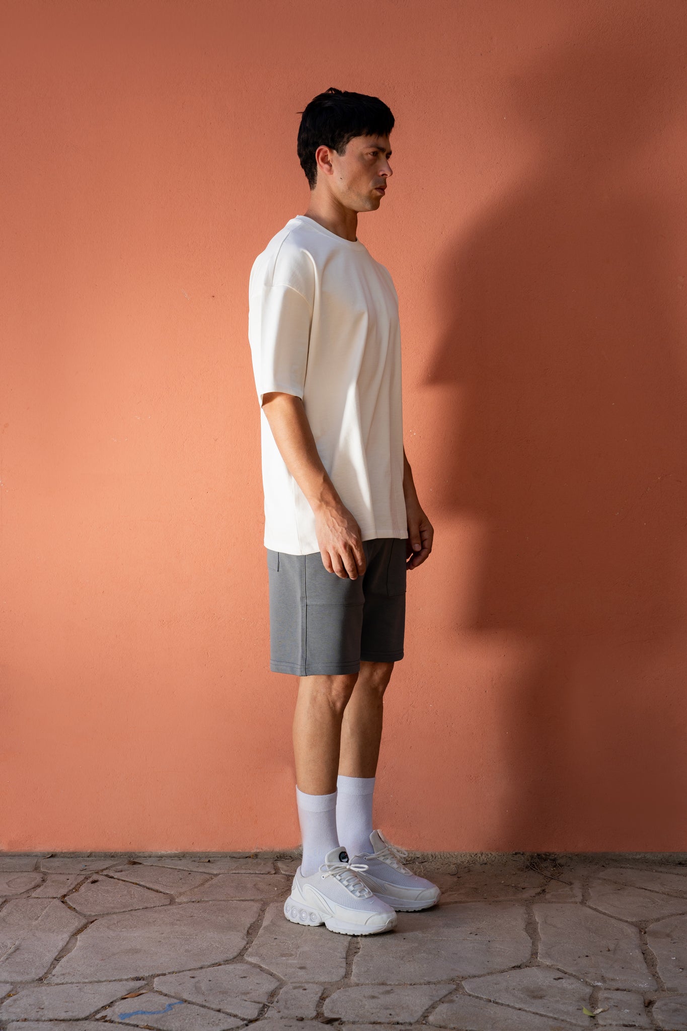 b)asic Oversized T-shirt