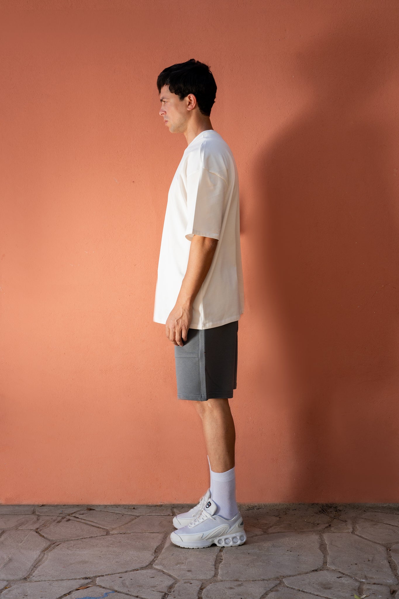 b)asic Oversized T-shirt