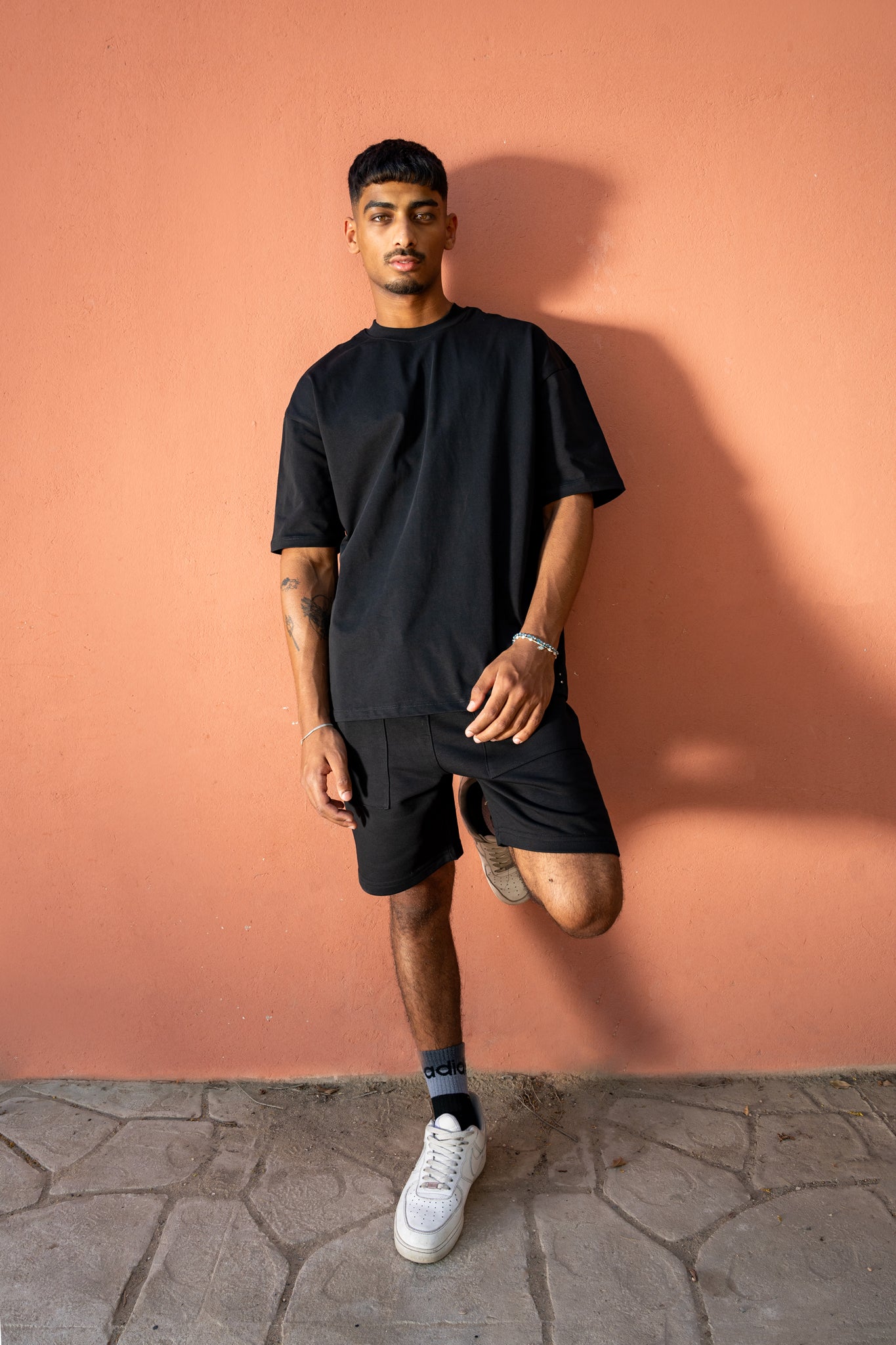 b)asic Oversized T-shirt